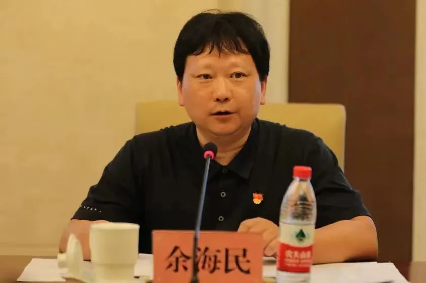 崇外商會聯(lián)合黨委書記、商會會長丁一參加崇外街道黨建協(xié)調(diào)委員會全體會議并代表成員單位進行發(fā)言